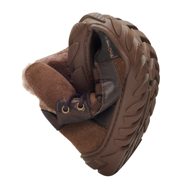 braune Barfußstiefel mit flexibler Sohle rutschfest