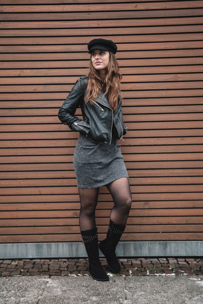 Astraqt Velors Black