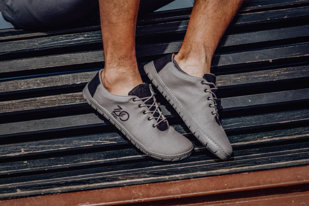Gray Negro Qaro