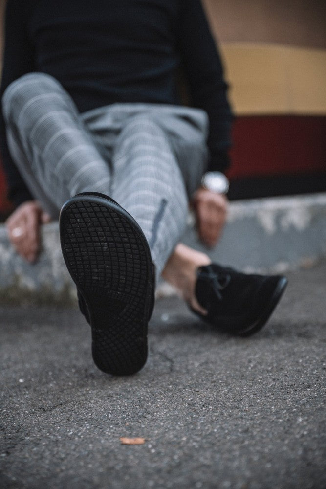Qore Low Black