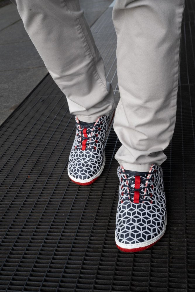 Abeq gris rojo